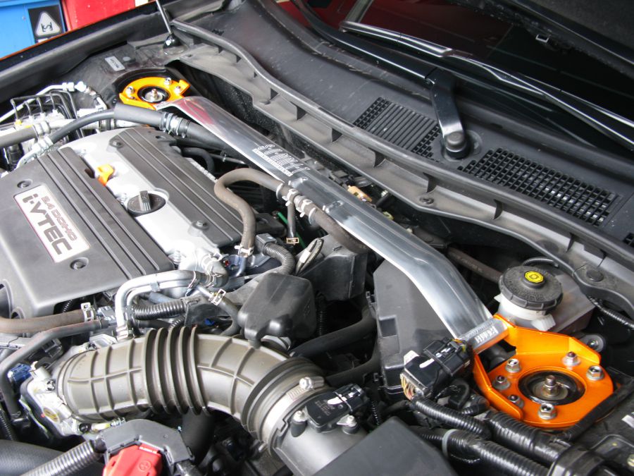 Accord CU 08/- Front (up) strut brace