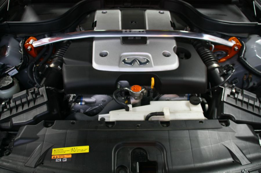 Infiniti G37 ( V36 ) Front up strut bar