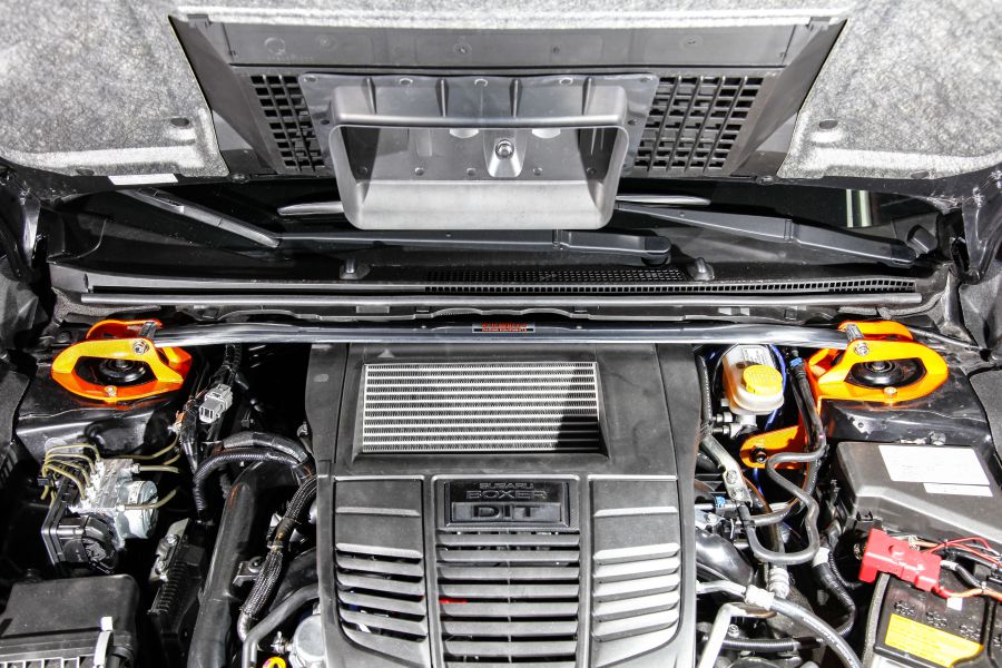 WRX STI '14/-  (typ VA) Front up strut bar LHD