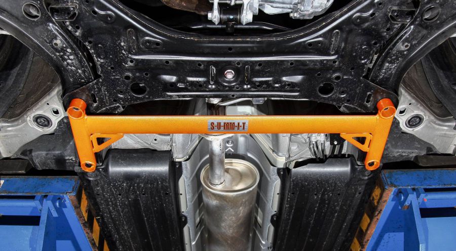 Swift(Sport) 18/- Front Lower cross brace ( subframe )