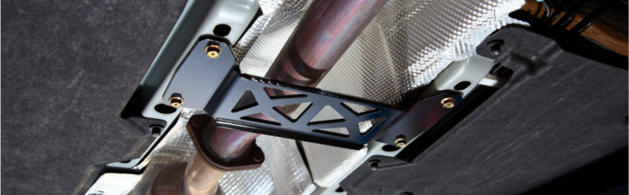 V40 2012- Mid lower Chassis panel